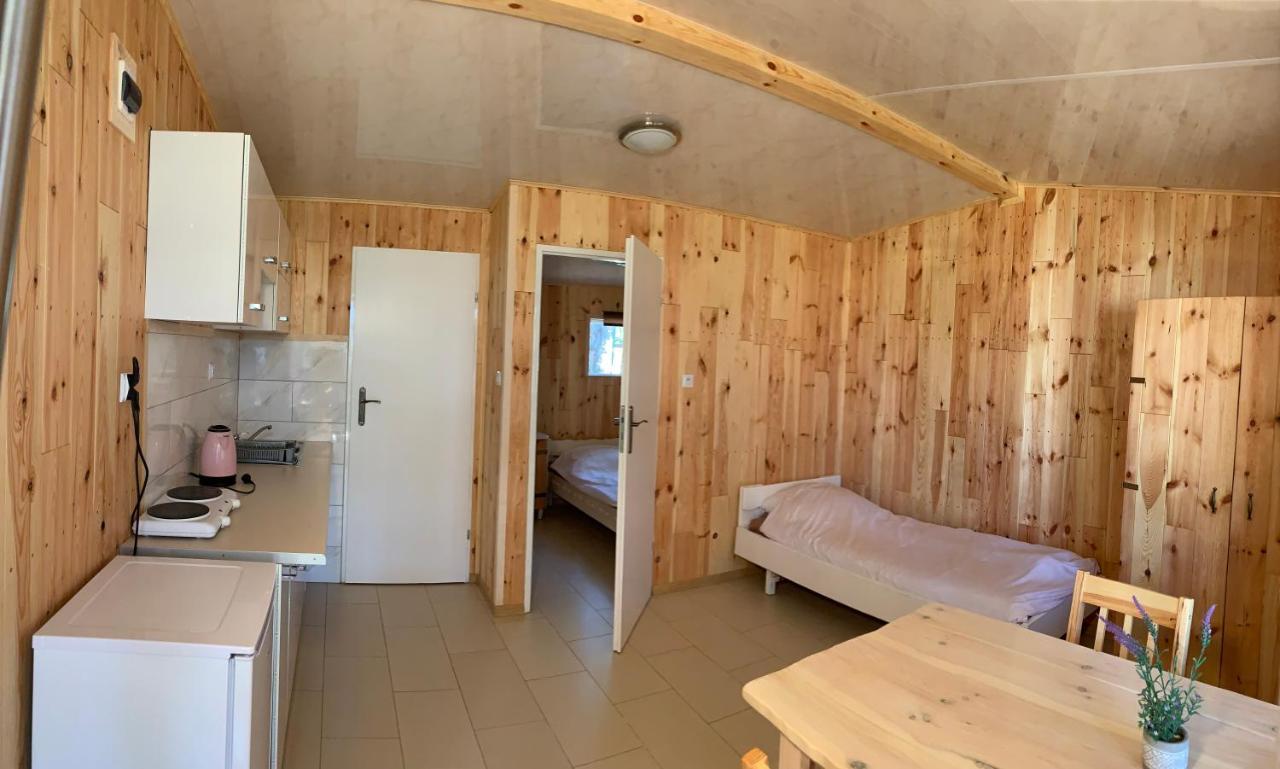 Domki Nad Jeziorem I Labedz Rajgród Exterior foto